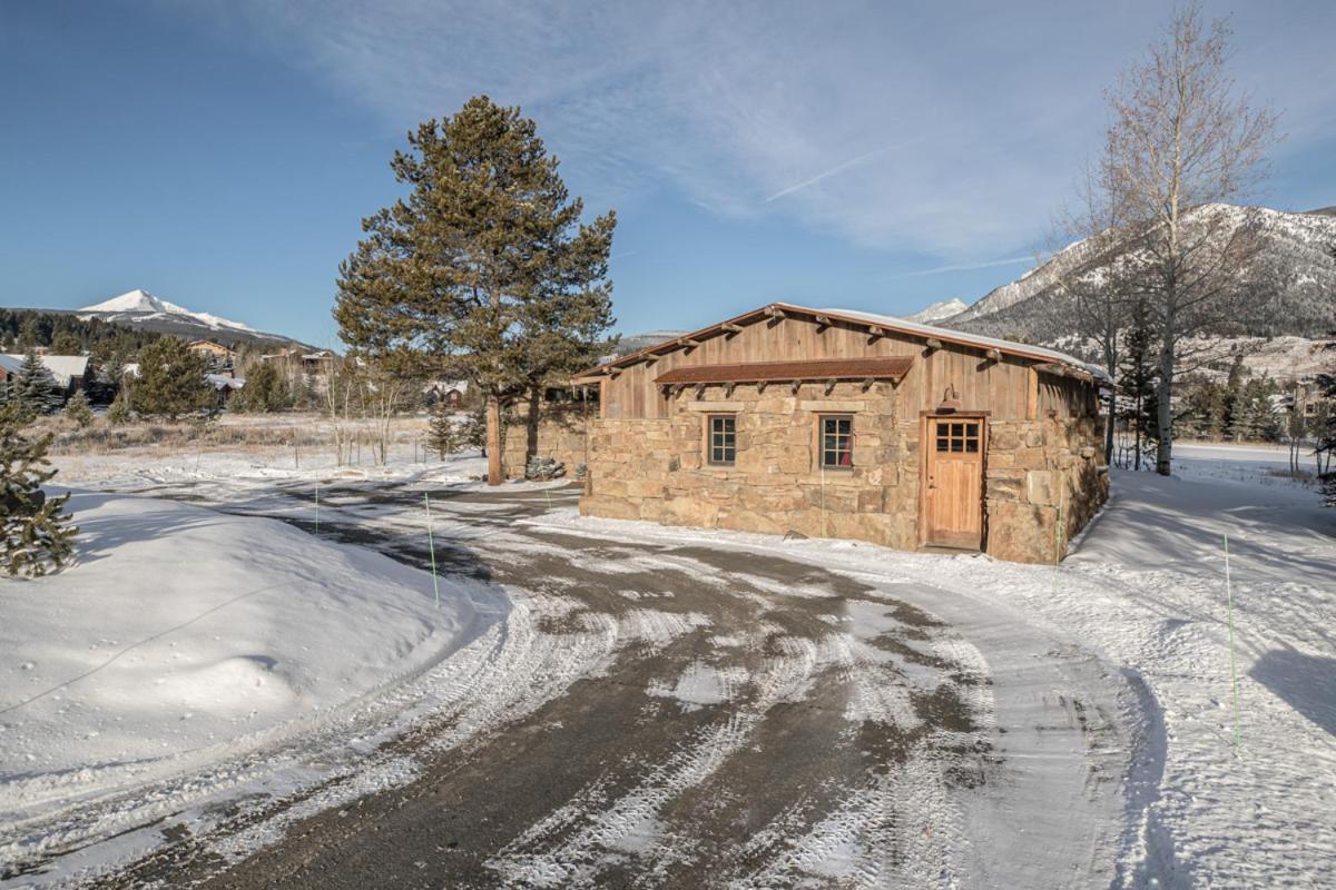 Villa Hobbit House Big Sky Exterior foto